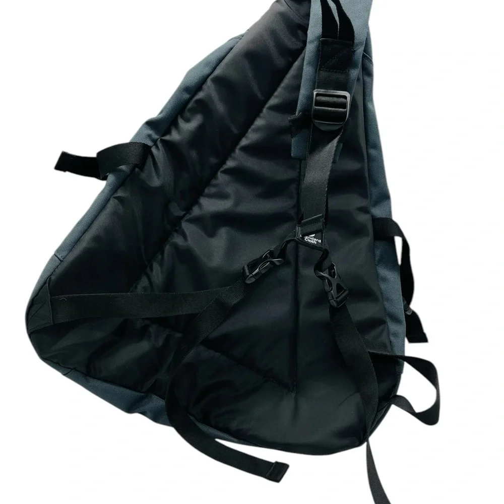 Standard Cloth Elliot School Bag GREEN AND BLACK LIKE NEW CONDITION